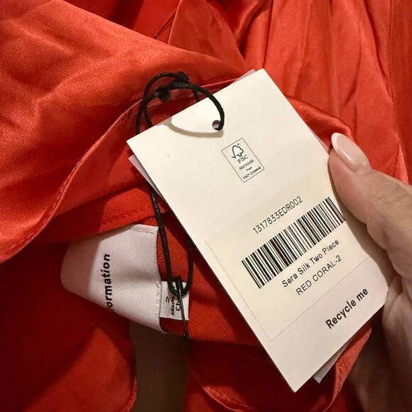 New Reformation Sera Silk Two Piece Set - Picture 5 of 6